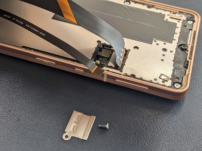 豊田市】AQUOS sense6 タッチできない まちスマGAZA豊田店